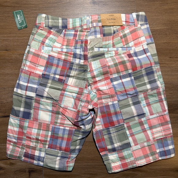 NWT LL Bean Womens Size 4 Multicolor Madras Patchwork Bermuda Shorts NEW Pink - Picture 3 of 6